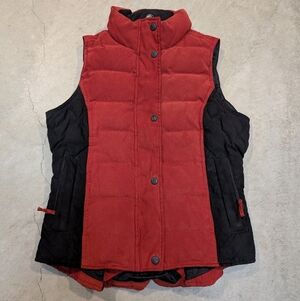Outback Trading Company Women's S-M Snow Mountain Down Puffer Vest Red Black